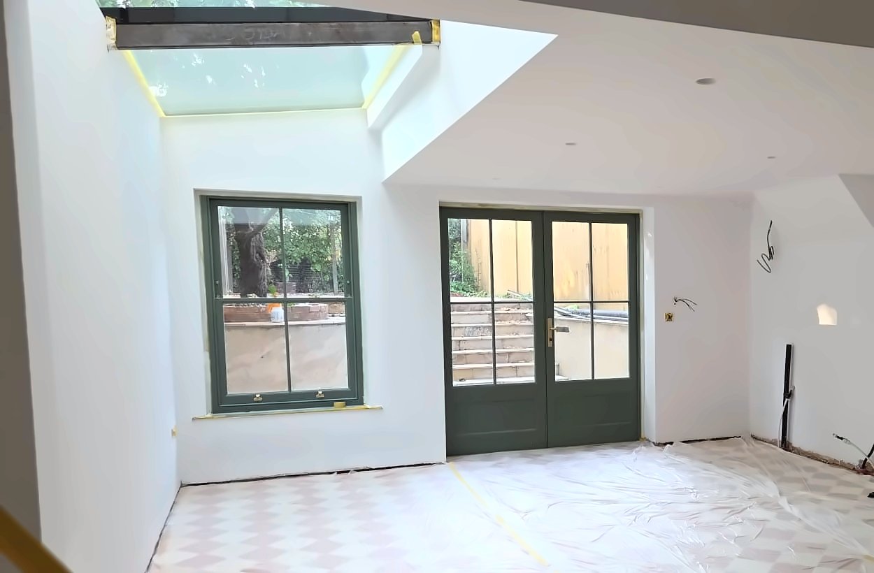 Garden room, green joinery